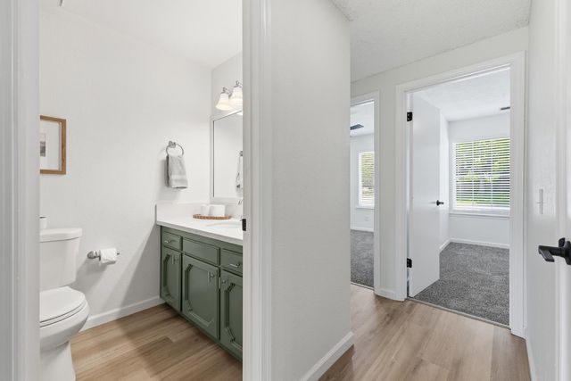 5361 N El Sol Avenue, Fresno, CA 93722