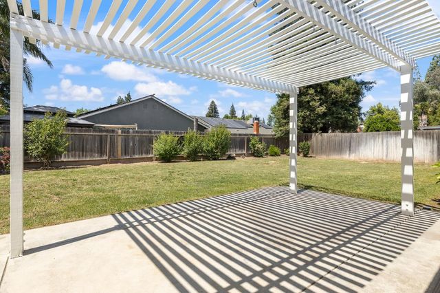 5361 N El Sol Avenue, Fresno, CA 93722