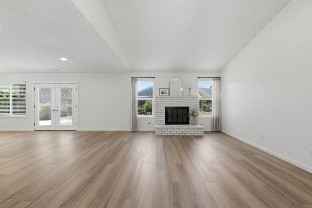 5361 N El Sol Avenue, Fresno, CA 93722