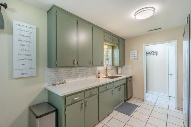 5048 Driftwood Dr, Salida, CA 95368