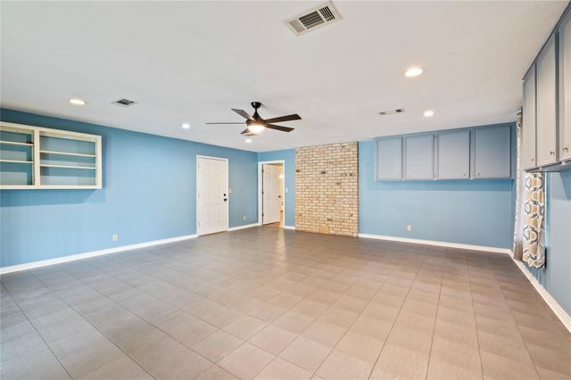 2016 County Road 661, Dayton, TX 77535