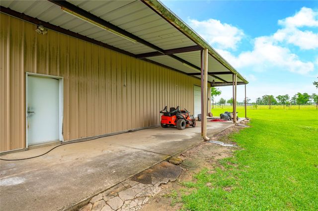 2016 County Road 661, Dayton, TX 77535