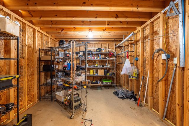 2016 County Road 661, Dayton, TX 77535