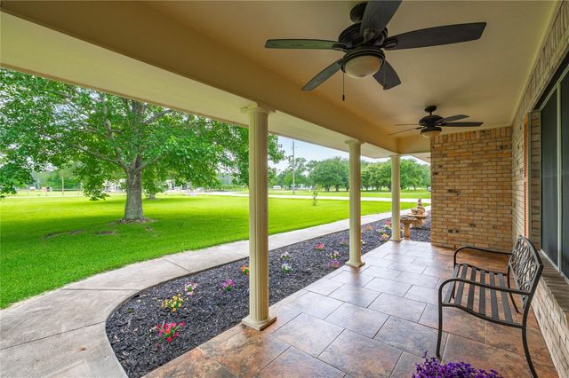 2016 County Road 661, Dayton, TX 77535