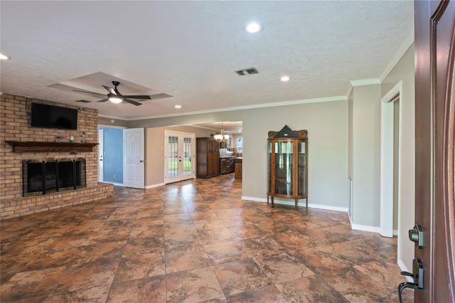 2016 County Road 661, Dayton, TX 77535