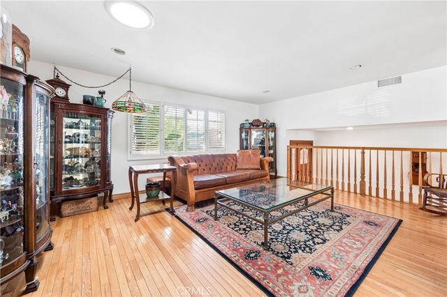 3210 Val Verde, Long Beach, CA 90808