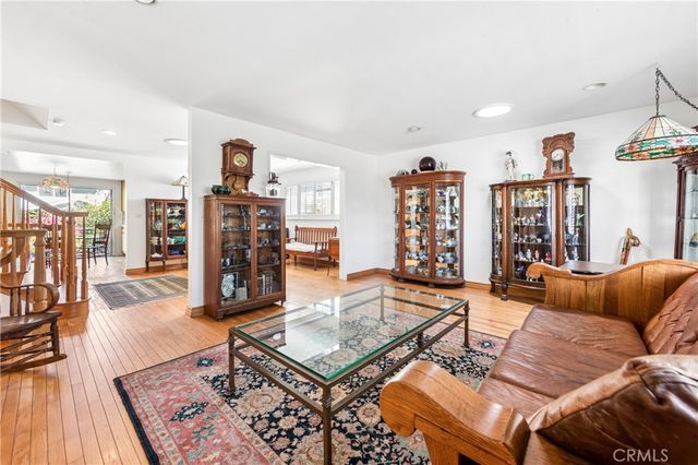 3210 Val Verde, Long Beach, CA 90808