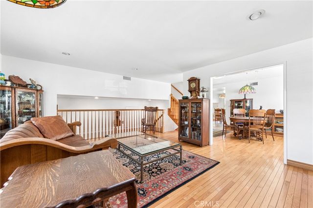 3210 Val Verde, Long Beach, CA 90808