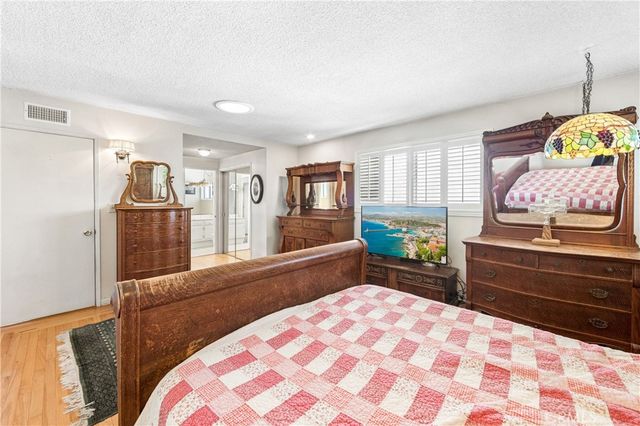 3210 Val Verde, Long Beach, CA 90808