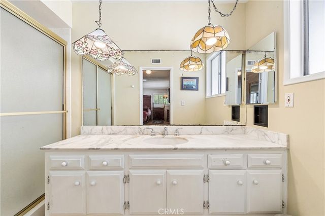 3210 Val Verde, Long Beach, CA 90808