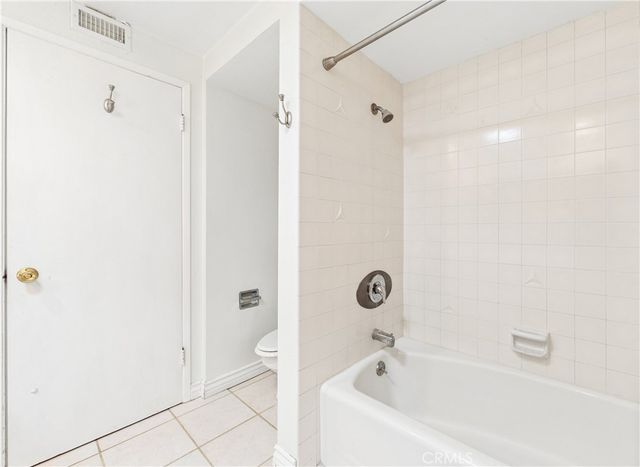 3210 Val Verde, Long Beach, CA 90808