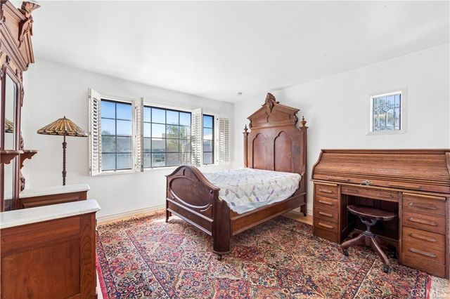 3210 Val Verde, Long Beach, CA 90808