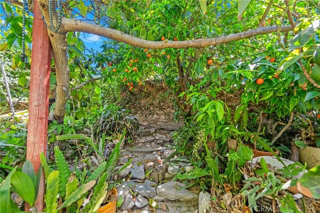 3210 Val Verde, Long Beach, CA 90808