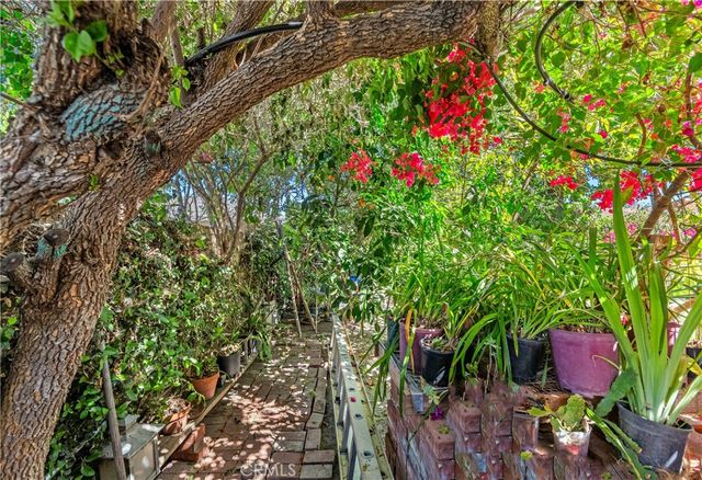 3210 Val Verde, Long Beach, CA 90808