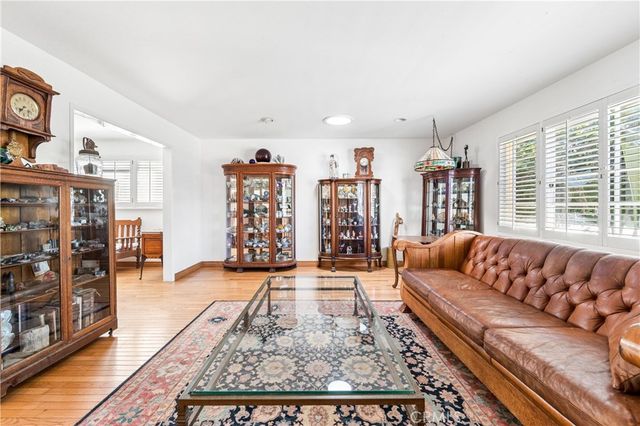 3210 Val Verde, Long Beach, CA 90808