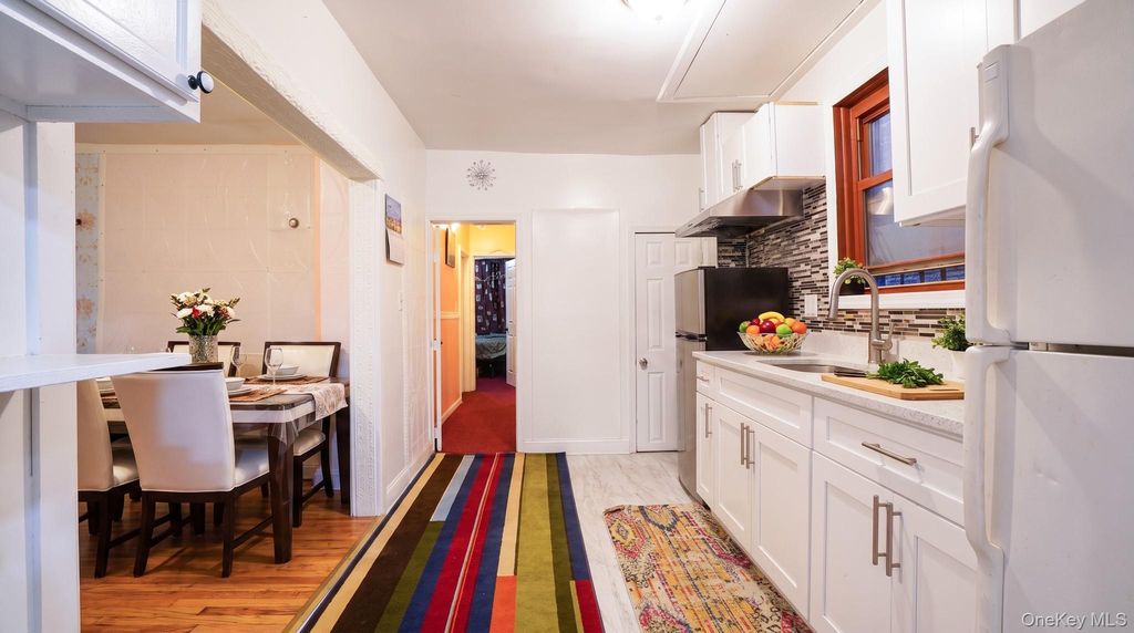 10640 Sutphin Blvd, Jamaica, NY 11435 — photo 5