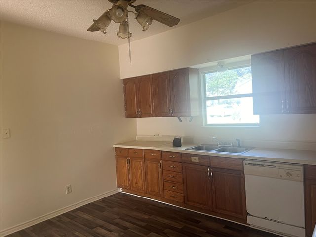 125 W College Street, Princeton, TX 75407
