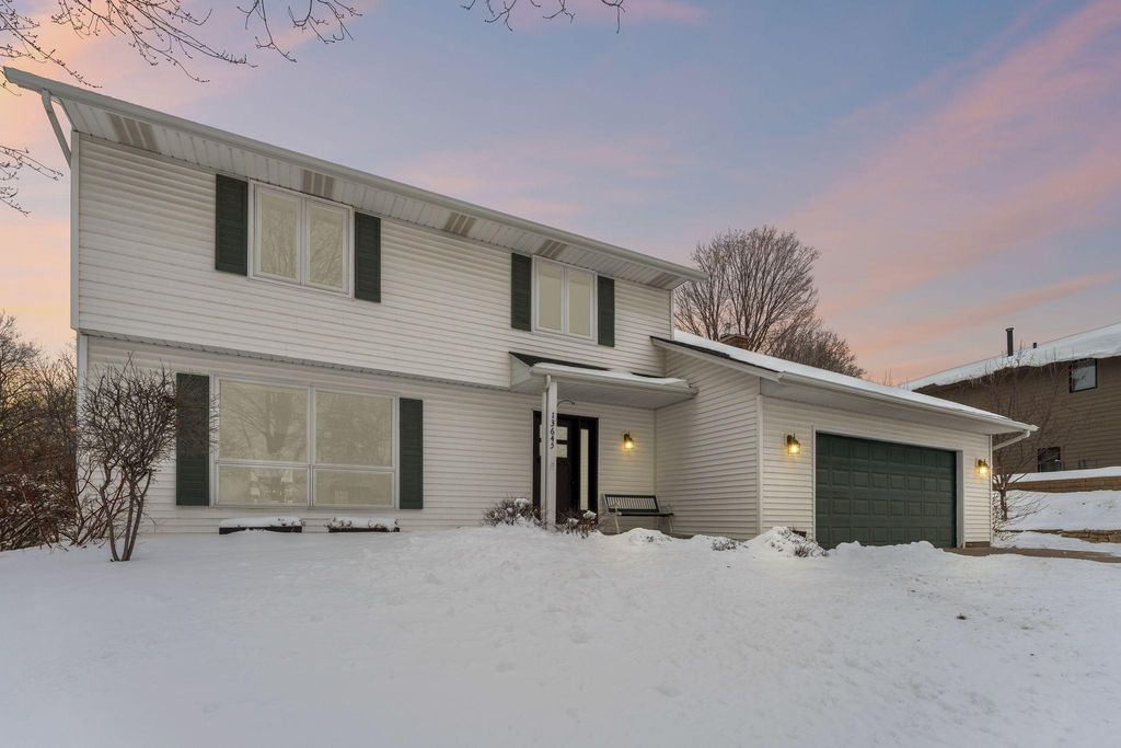 13645 Harwell Path, Apple Valley, MN 55124