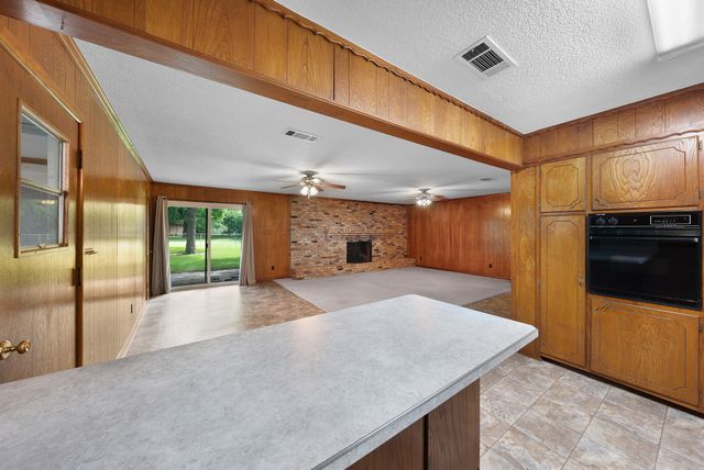 1804 Posey Lane, Sulphur Springs, TX 75482