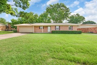 1804 Posey Lane, Sulphur Springs, TX 75482