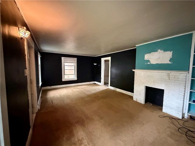 118 Ida Ave, Donora, PA 15033
