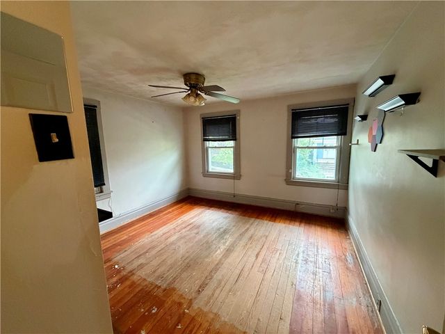 118 Ida Ave, Donora, PA 15033