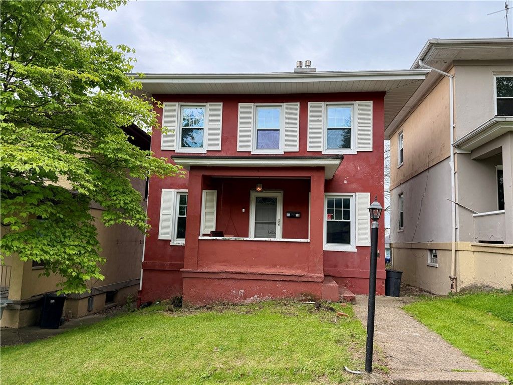118 Ida Ave, Donora, PA 15033