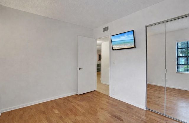 903 Congressional Way 903, Deerfield Beach, FL 33442