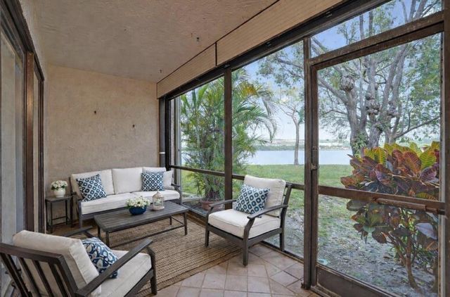 903 Congressional Way 903, Deerfield Beach, FL 33442