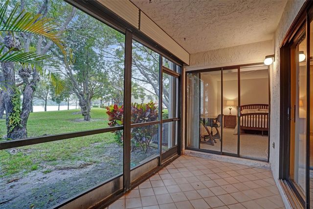 903 Congressional Way 903, Deerfield Beach, FL 33442