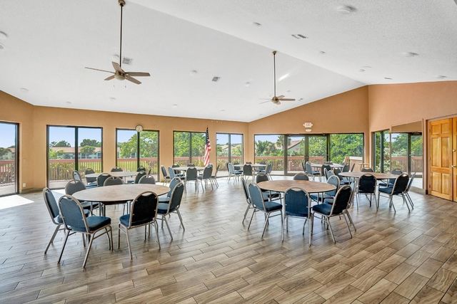 903 Congressional Way 903, Deerfield Beach, FL 33442