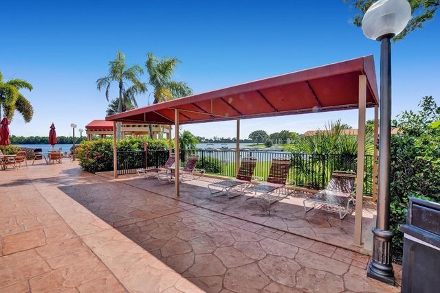 903 Congressional Way 903, Deerfield Beach, FL 33442