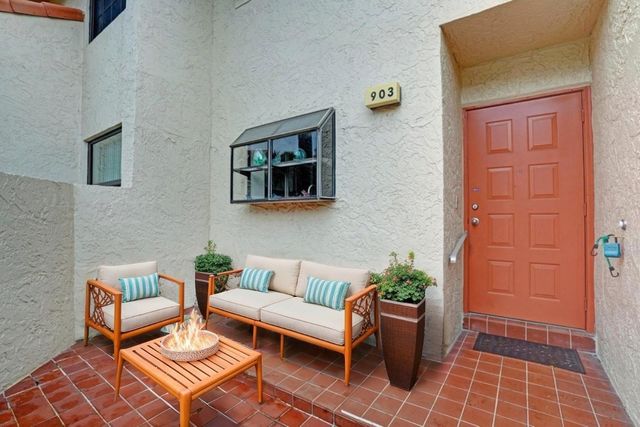 903 Congressional Way 903, Deerfield Beach, FL 33442