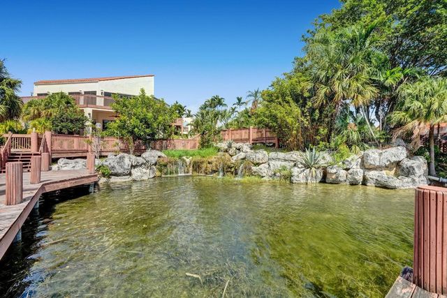 903 Congressional Way 903, Deerfield Beach, FL 33442