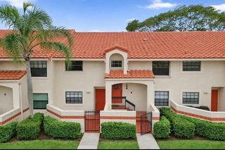 903 Congressional Way 903, Deerfield Beach, FL 33442