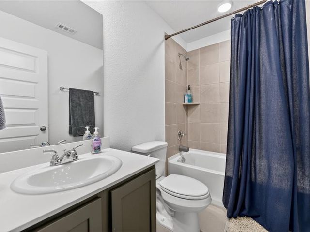 2921 Dixondale Drive, Fort Worth, TX 76108