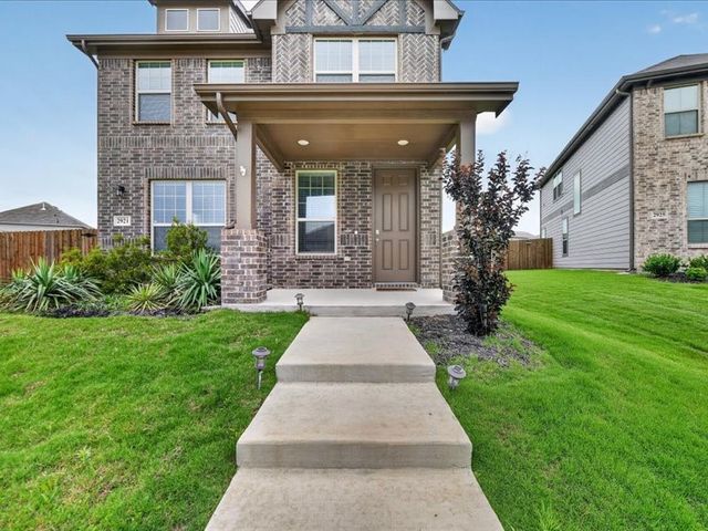 2921 Dixondale Drive, Fort Worth, TX 76108