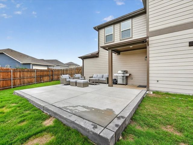 2921 Dixondale Drive, Fort Worth, TX 76108