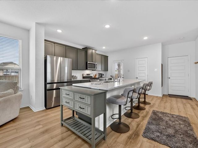 2921 Dixondale Drive, Fort Worth, TX 76108