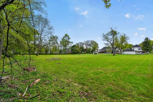 449 Central Ave, Rahway City, NJ 07065