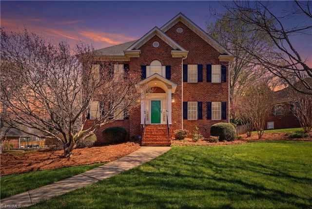 3617 Edgemoor Court, Clemmons, NC 27012