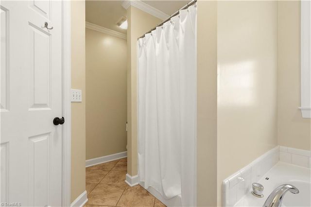 3617 Edgemoor Court, Clemmons, NC 27012