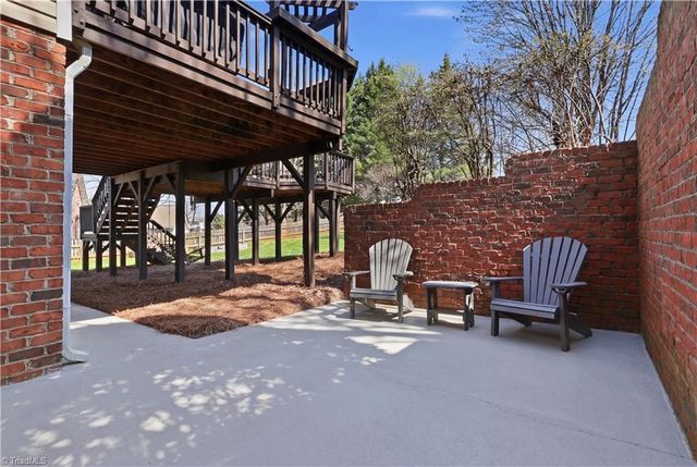 3617 Edgemoor Court, Clemmons, NC 27012