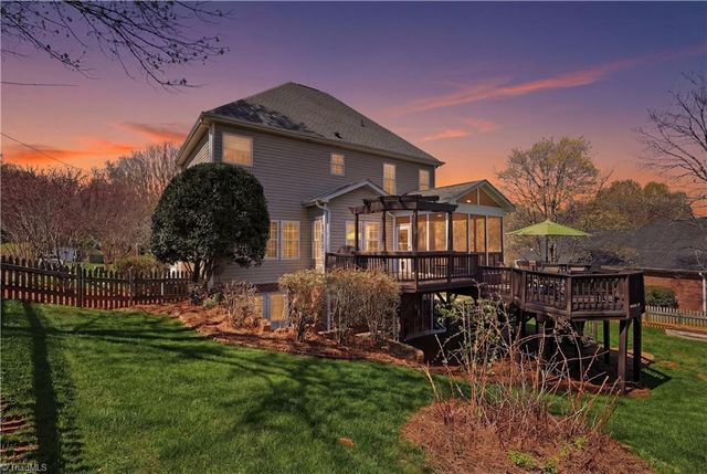 3617 Edgemoor Court, Clemmons, NC 27012