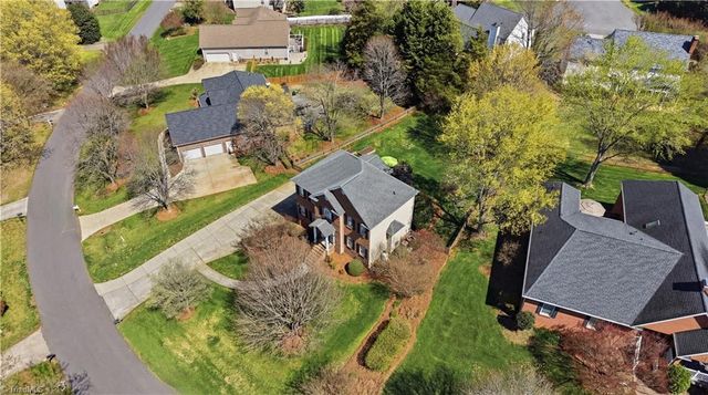 3617 Edgemoor Court, Clemmons, NC 27012