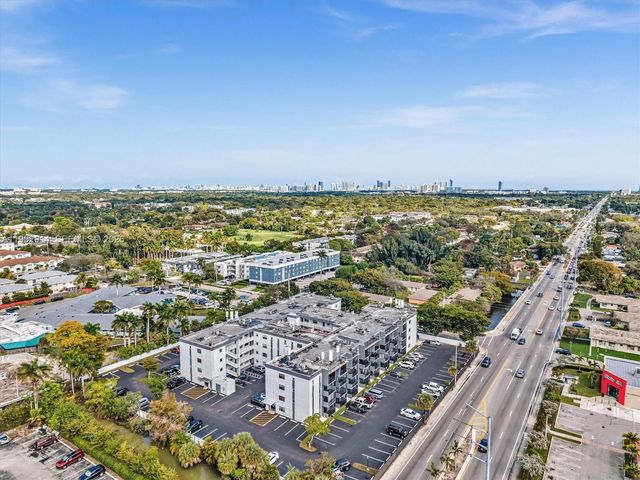 13500 NE 3rd Ct 121, North Miami, FL 33161