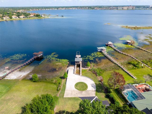 7524 LINDENHURST DRIVE, Orlando, FL 32836