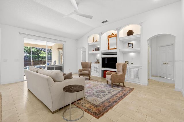 7524 LINDENHURST DRIVE, Orlando, FL 32836