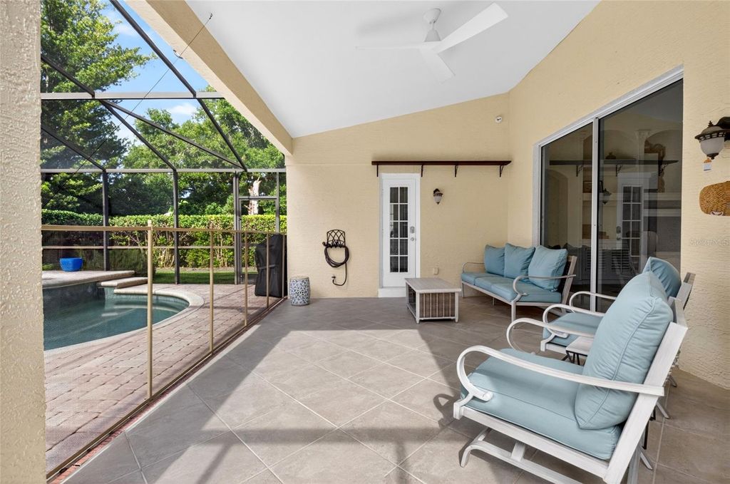 Image 21 of property listing at 7524 LINDENHURST DRIVE, Orlando, FL 32836