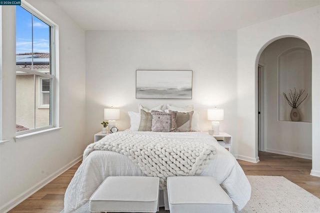 527 Gabriel Ct, Walnut Creek, CA 94597